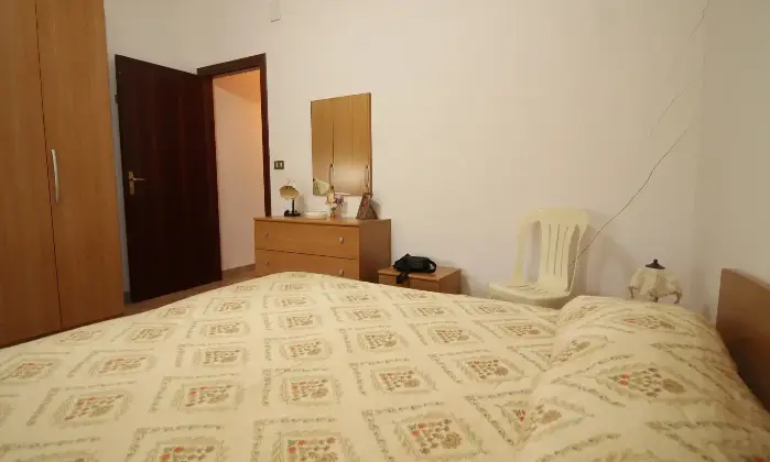 Rexer-Termini-Imerese-Ampia-Villa-in-vendita-CameraDaLetto