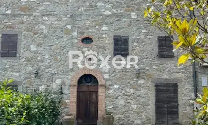Rexer-Arcidosso-Appartamento-su-tre-livelli-in-immobile-antico-con-giardino-esclusivo-a-Salaiola-Altro