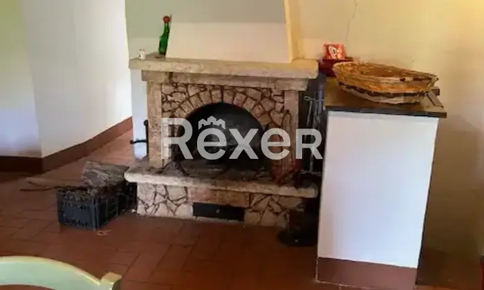 Rexer-Arcidosso-Appartamento-su-tre-livelli-in-immobile-antico-con-giardino-esclusivo-a-Salaiola-Altro