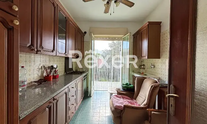 Rexer-Loano-Luminoso-trilocale-con-garage-Altro