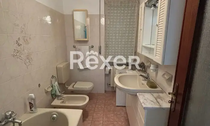 Rexer-Loano-Luminoso-trilocale-con-garage-Altro