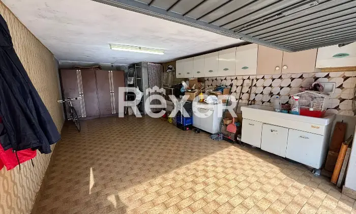 Rexer-Loano-Luminoso-trilocale-con-garage-Altro