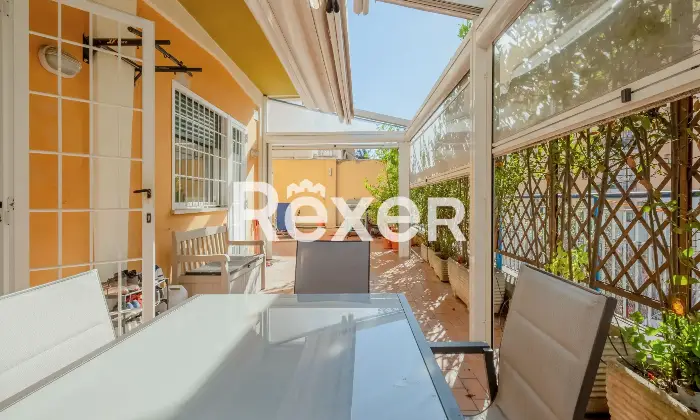 Rexer-Roma-Ampio-appartamento-con-terrazzo-abitabile-Altro