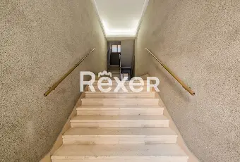 Rexer-Roma-Ampio-appartamento-con-terrazzo-abitabile-Altro