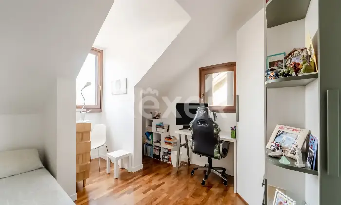 Rexer-Settimo-Milanese-Appartamento-mansardato-con-terrazzo-e-balconi-Box-Recente-costruzione-Altro