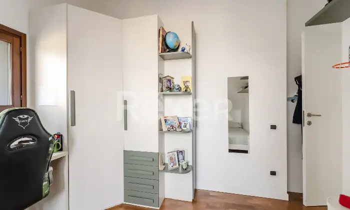 Rexer-Settimo-Milanese-Appartamento-mansardato-con-terrazzo-e-balconi-Box-Recente-costruzione-Altro