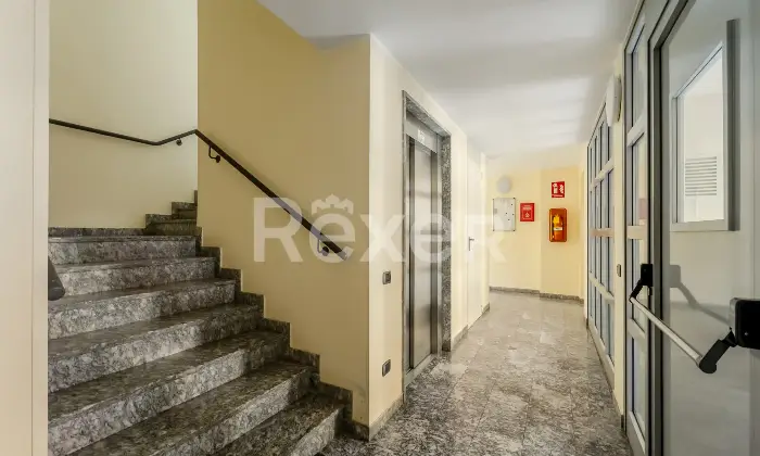 Rexer-Settimo-Milanese-Appartamento-mansardato-con-terrazzo-e-balconi-Box-Recente-costruzione-Altro