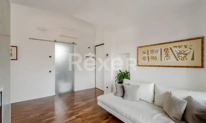 Rexer-Settimo-Milanese-Appartamento-mansardato-con-terrazzo-e-balconi-Box-Recente-costruzione-Altro