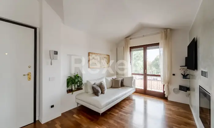 Rexer-Settimo-Milanese-Appartamento-mansardato-con-terrazzo-e-balconi-Box-Recente-costruzione-Altro