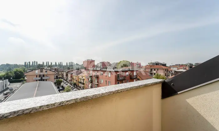 Rexer-Settimo-Milanese-Appartamento-mansardato-con-terrazzo-e-balconi-Box-Recente-costruzione-Altro