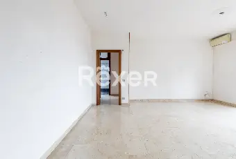 Rexer-Milano-Luminoso-Tre-Locali-con-Box-Altro