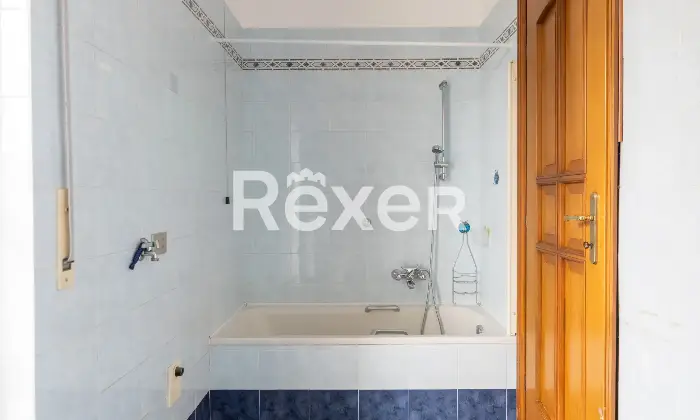 Rexer-Milano-Luminoso-Tre-Locali-con-Box-Altro