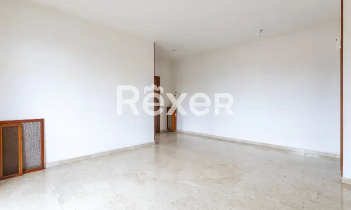 Rexer-Milano-Luminoso-Tre-Locali-con-Box-Altro