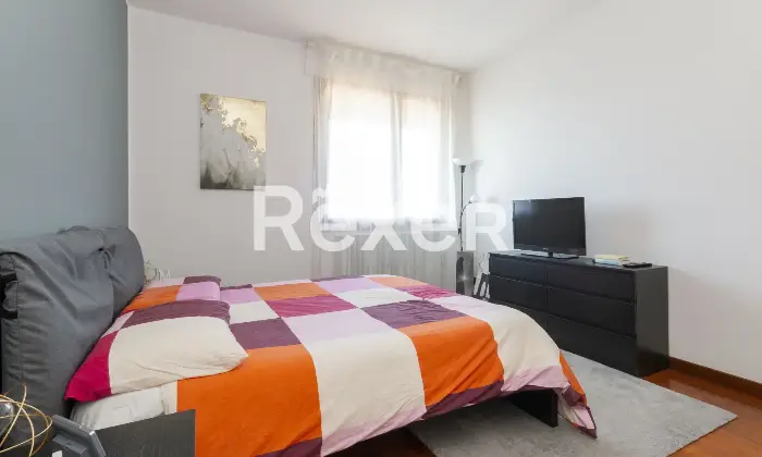 Rexer-Desio-Desio-Quadrilocale-ultimo-piano-con-terrazzo-e-box-Altro