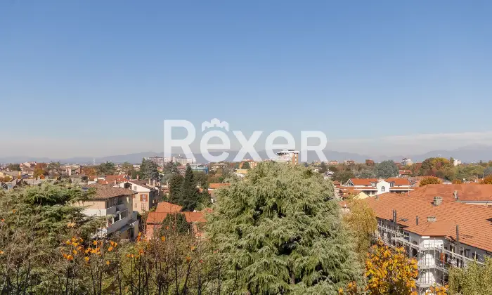 Rexer-Desio-Desio-Quadrilocale-ultimo-piano-con-terrazzo-e-box-Altro