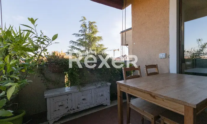 Rexer-Desio-Desio-Quadrilocale-ultimo-piano-con-terrazzo-e-box-Altro