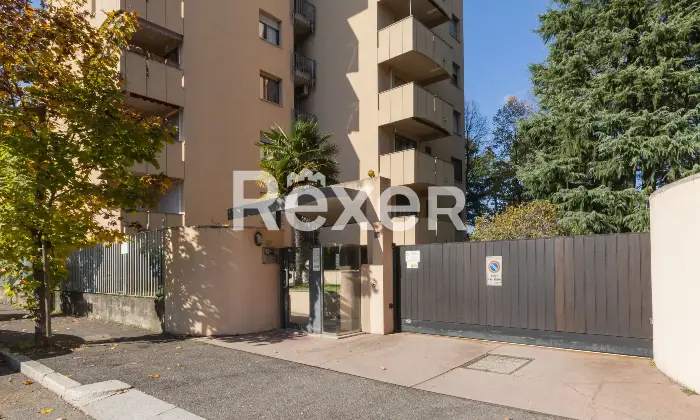 Rexer-Desio-Desio-Quadrilocale-ultimo-piano-con-terrazzo-e-box-Altro