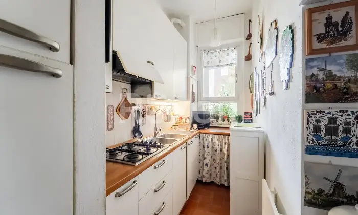 Rexer-Milano-Bilocale-con-cucinotto-balcone-e-possibilit-box-Altro