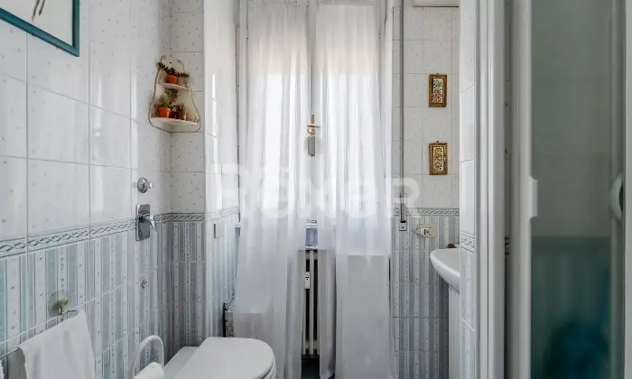 Rexer-Milano-Bilocale-con-cucinotto-balcone-e-possibilit-box-Altro