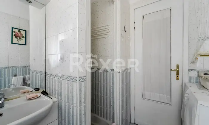 Rexer-Milano-Bilocale-con-cucinotto-balcone-e-possibilit-box-Altro