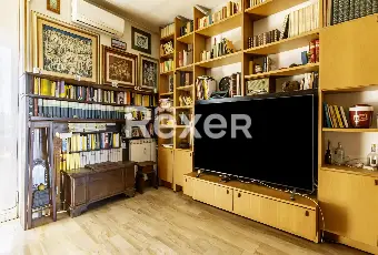 Rexer-Firenze-Isolotto-Luminoso-Ultimo-Piano-con-Camere-Altro