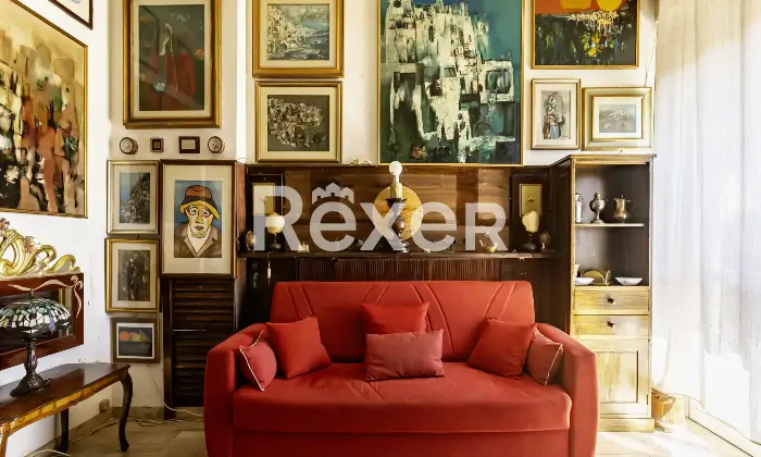 Rexer-Firenze-Isolotto-Luminoso-Ultimo-Piano-con-Camere-Altro