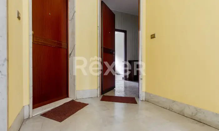 Rexer-Torino-TRILOCALE-IN-BUONE-CONDIZIONI-Altro