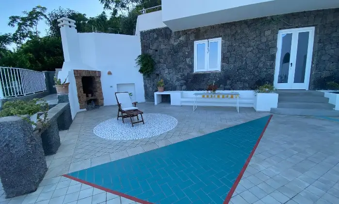 Rexer-Ischia-appartamento-in-villa-con-terrazzo-a-livello-panoramico-completamente-ristrutturato-Terrazzo