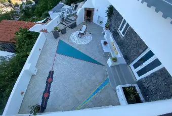 Rexer-Ischia-appartamento-in-villa-con-terrazzo-a-livello-panoramico-completamente-ristrutturato-Terrazzo