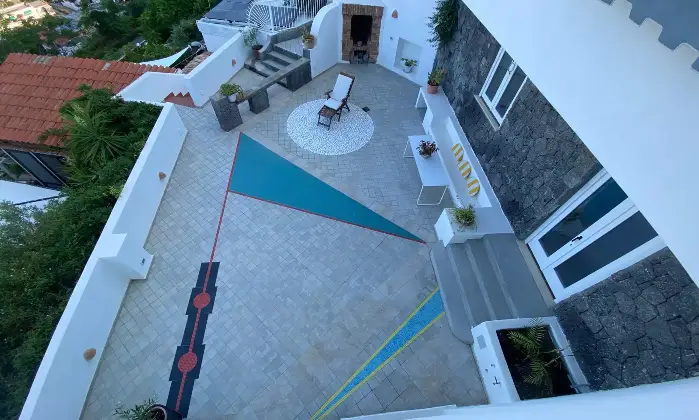 Rexer-Ischia-appartamento-in-villa-con-terrazzo-a-livello-panoramico-completamente-ristrutturato-Terrazzo