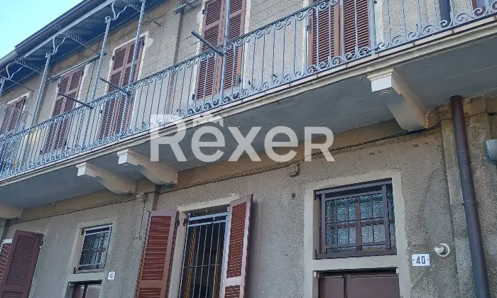 Rexer-Ponte-Lambro-Fabbricato-cieloterra-in-centro-paese-a-due-passi-dalla-stazione-Trenord-Altro