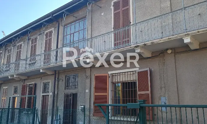 Rexer-Ponte-Lambro-Fabbricato-cieloterra-in-centro-paese-a-due-passi-dalla-stazione-Trenord-Altro