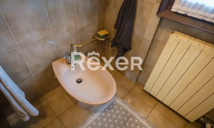 Rexer-Biancade-Porzione-di-bifamiliare-con-giardino-e-mansarda-Altro