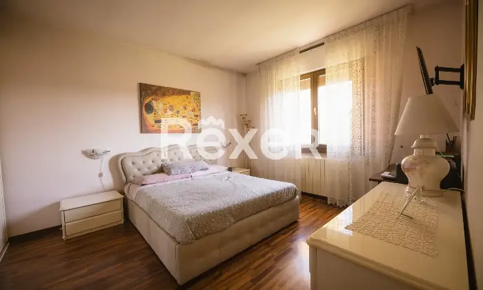 Rexer-Biancade-Porzione-di-bifamiliare-con-giardino-e-mansarda-Altro