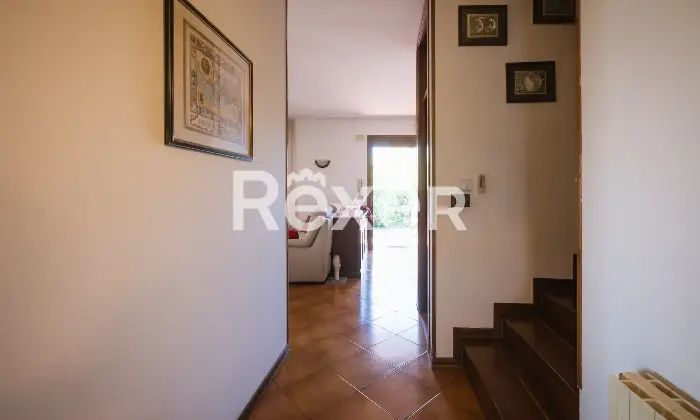 Rexer-Biancade-Porzione-di-bifamiliare-con-giardino-e-mansarda-Altro