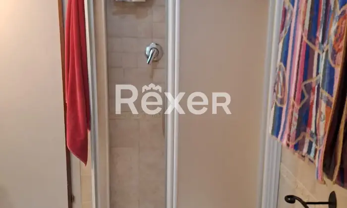 Rexer-Valdagno-Casale-rustico-con-due-abitazioni-indipendenti-e-terreno-di-ettari-Altro