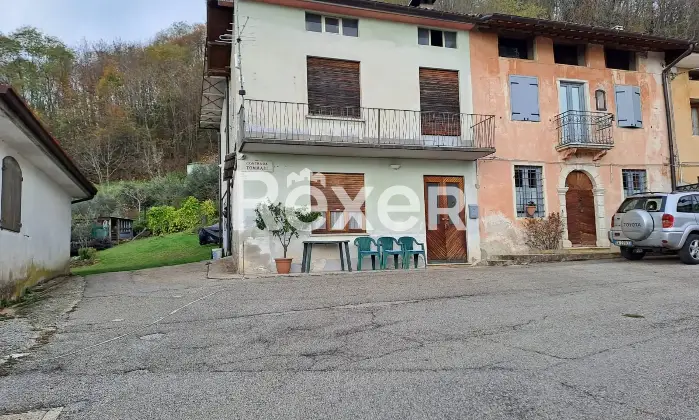 Rexer-Valdagno-Casale-rustico-con-due-abitazioni-indipendenti-e-terreno-di-ettari-Altro