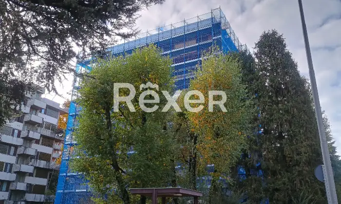 Rexer-Gallarate-Quadrilocale-con-doppi-servizi-e-box-auto-in-edificio-signorile-anni-Altro