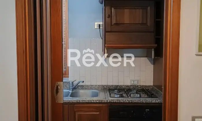 Rexer-Gallarate-Quadrilocale-con-doppi-servizi-e-box-auto-in-edificio-signorile-anni-Altro