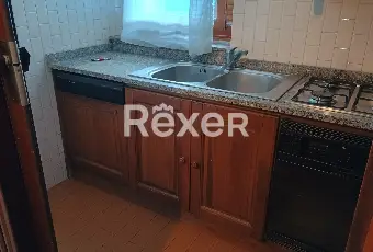 Rexer-Gallarate-Quadrilocale-con-doppi-servizi-e-box-auto-in-edificio-signorile-anni-Altro