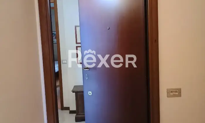 Rexer-Gallarate-Quadrilocale-con-doppi-servizi-e-box-auto-in-edificio-signorile-anni-Altro