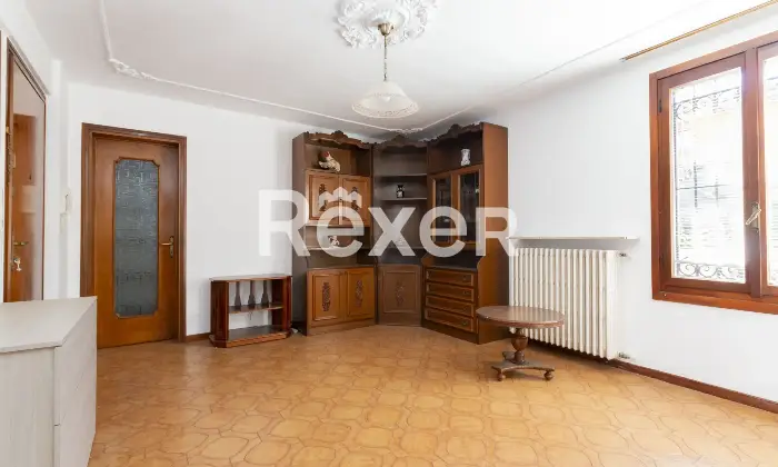 Rexer-Bergamo-Appartamento-con-giardino-privato-in-contesto-riservato-Altro