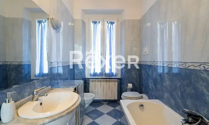 Rexer-Abbiategrasso-Trilocale-luminoso-di-mq-ca-in-contesto-depoca-a-due-passi-dalla-Stazione-Altro