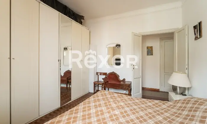 Rexer-Abbiategrasso-Trilocale-luminoso-di-mq-ca-in-contesto-depoca-a-due-passi-dalla-Stazione-Altro