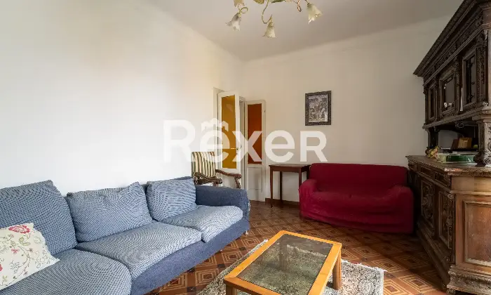 Rexer-Abbiategrasso-Trilocale-luminoso-di-mq-ca-in-contesto-depoca-a-due-passi-dalla-Stazione-Altro