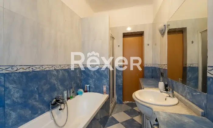 Rexer-Abbiategrasso-Trilocale-luminoso-di-mq-ca-in-contesto-depoca-a-due-passi-dalla-Stazione-Altro