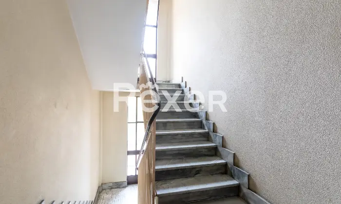 Rexer-Milano-Trilocale-luminoso-e-personalizzabile-in-zona-Viale-Marche-Altro