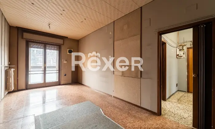 Rexer-Milano-Trilocale-luminoso-da-trasformare-a-tuo-stile-Altro