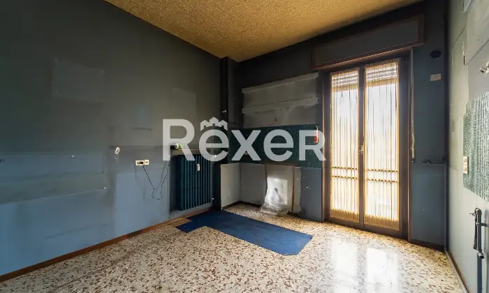 Rexer-Milano-Trilocale-luminoso-da-trasformare-a-tuo-stile-Altro