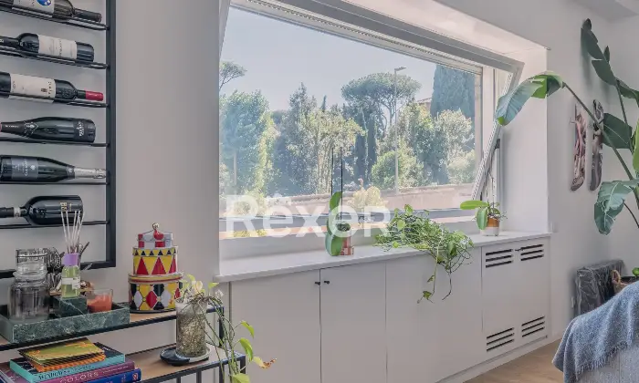 Rexer-Roma-Luminoso-appartamento-con-terrazza-Altro